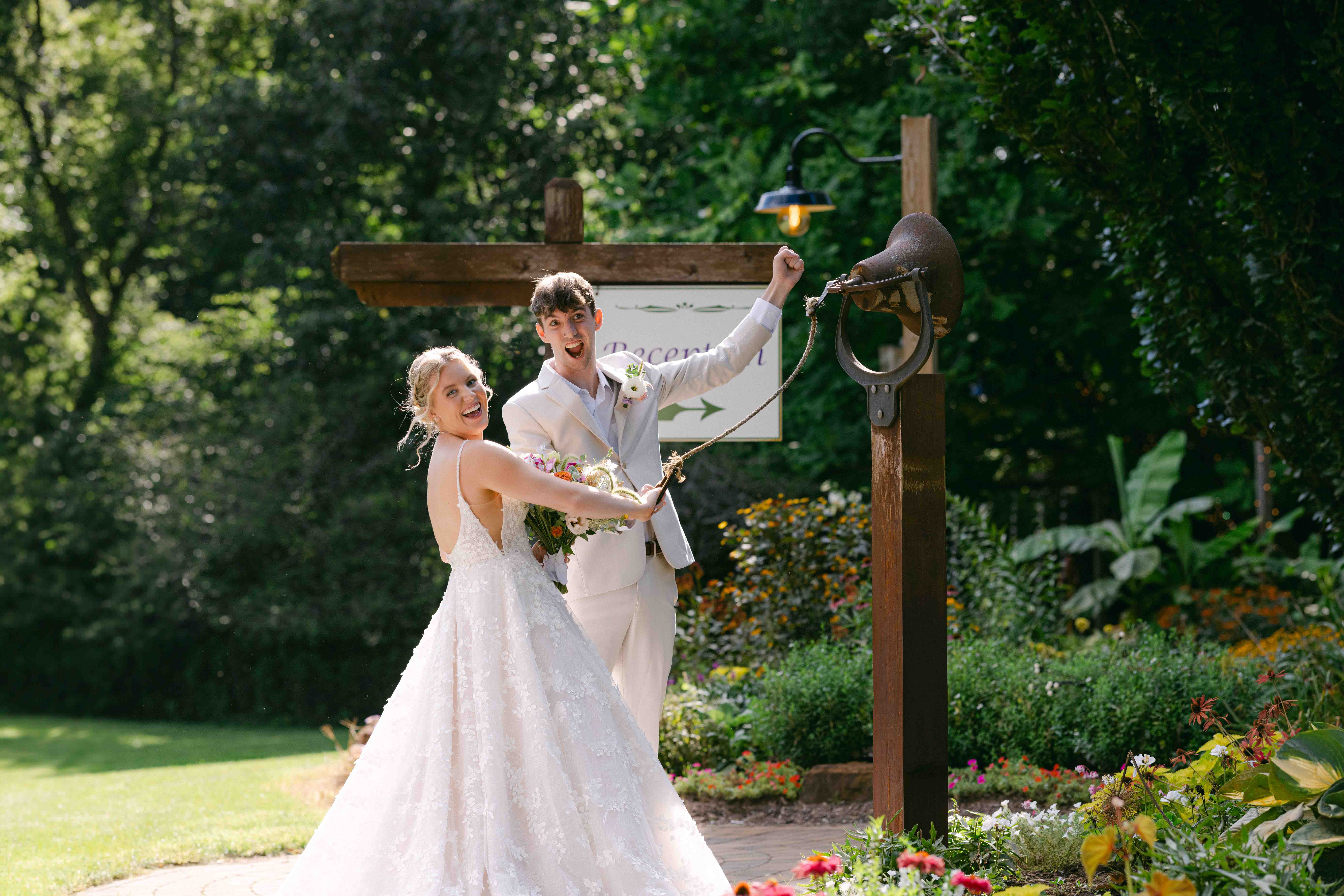 Your Guide to a Stress-Free Wedding Day